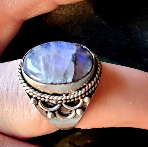 New Rare Purple Labradorite Silver Ring. - Picture 3 of 16